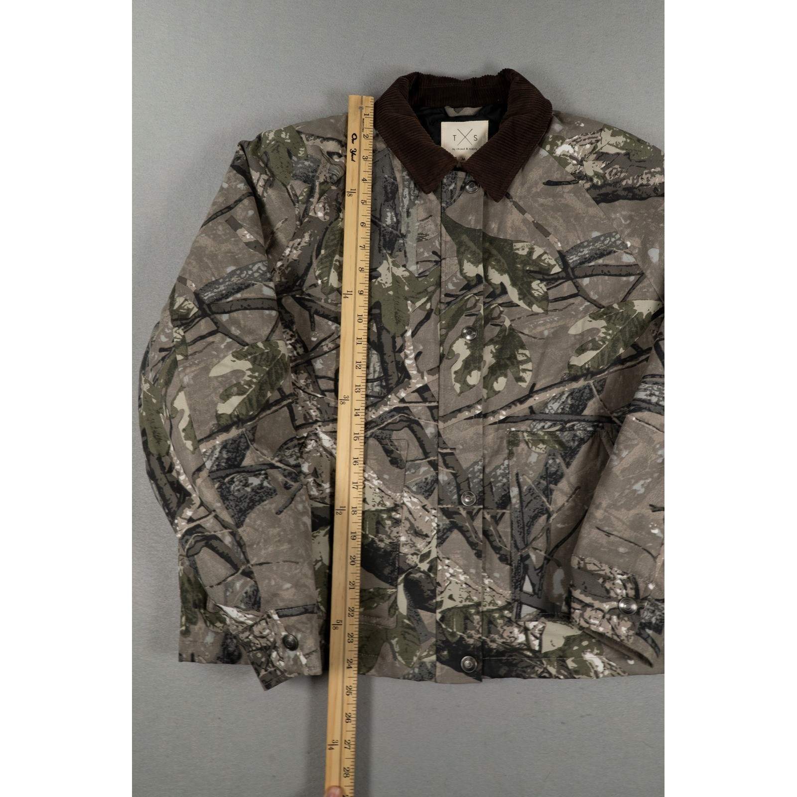 Thread & Supply Tree Torn Camo Jacket Brown Corduroy Collar Medium image 5