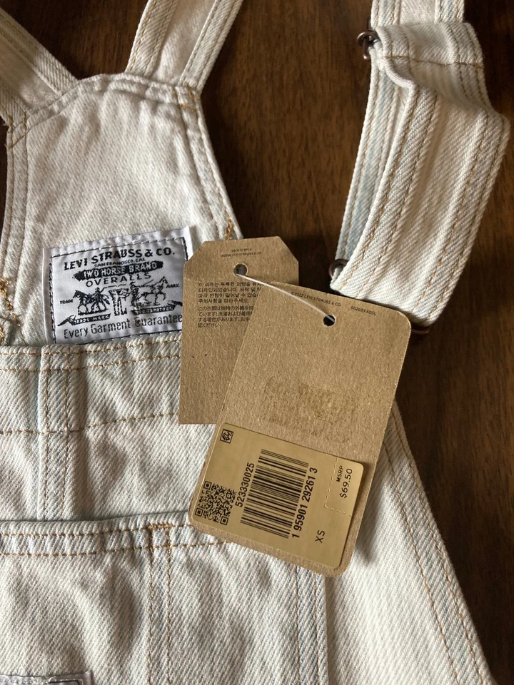  White  Pinstripe Levi Strauss Shortalls Size XS - Image 4 of 4