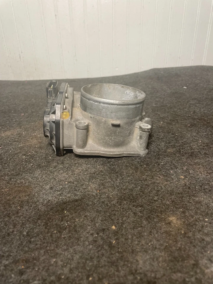 2005 - 2015 Nissan Xterra Electronic Throttle Body - Image 2 of 4