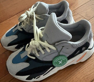 Yeezy Boost 700 Wave Runner Men's Sneakers Gray Blue Black Mesh Suede Colorblock
