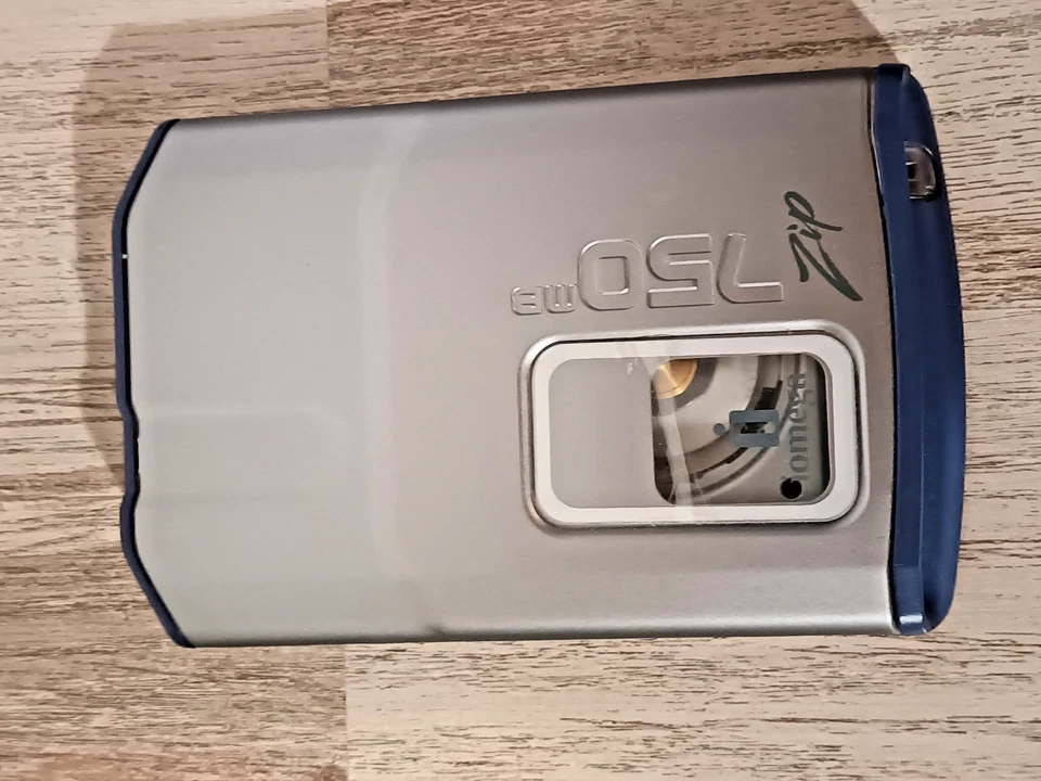 Lecteur Iomega ZIP 750 Mo + chargeur + câble USB et 2 disques - Test OK - Photo 2/4