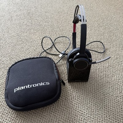 Plantronics Voyager Focus UC Wireless Bluetooth Headset W/ Charging Stand + USB 