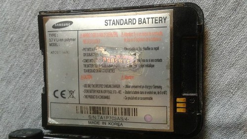 Samsung SCH-W579 cellular mobile phone for parts or not working - 第 6/12 張圖片