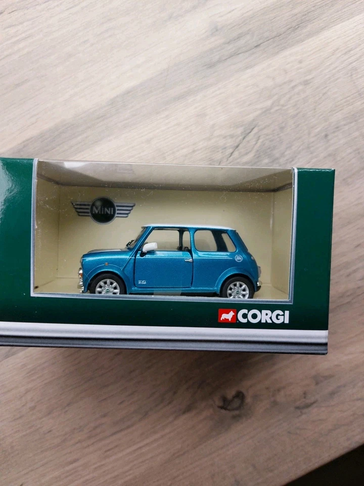 Corgi Mini 40 in Kingfisher Blue/white  - Image 3 of 4