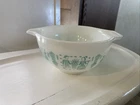 Beautiful Vintage PYREX #441 Amish Butterprint  1  1/2 Pt BOWL-Turquoise & White