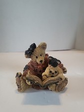 Boyd Bears Agatha  Shelly "Scaredy Cat" Reading GHOST STORIES 1994 No Box