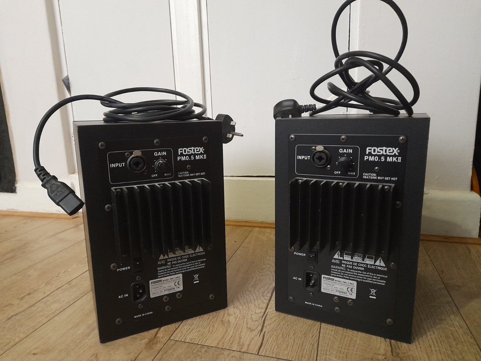 Fender Performer 1000 Guitar Amp. And Fostex Mk2 Amplified Speaker