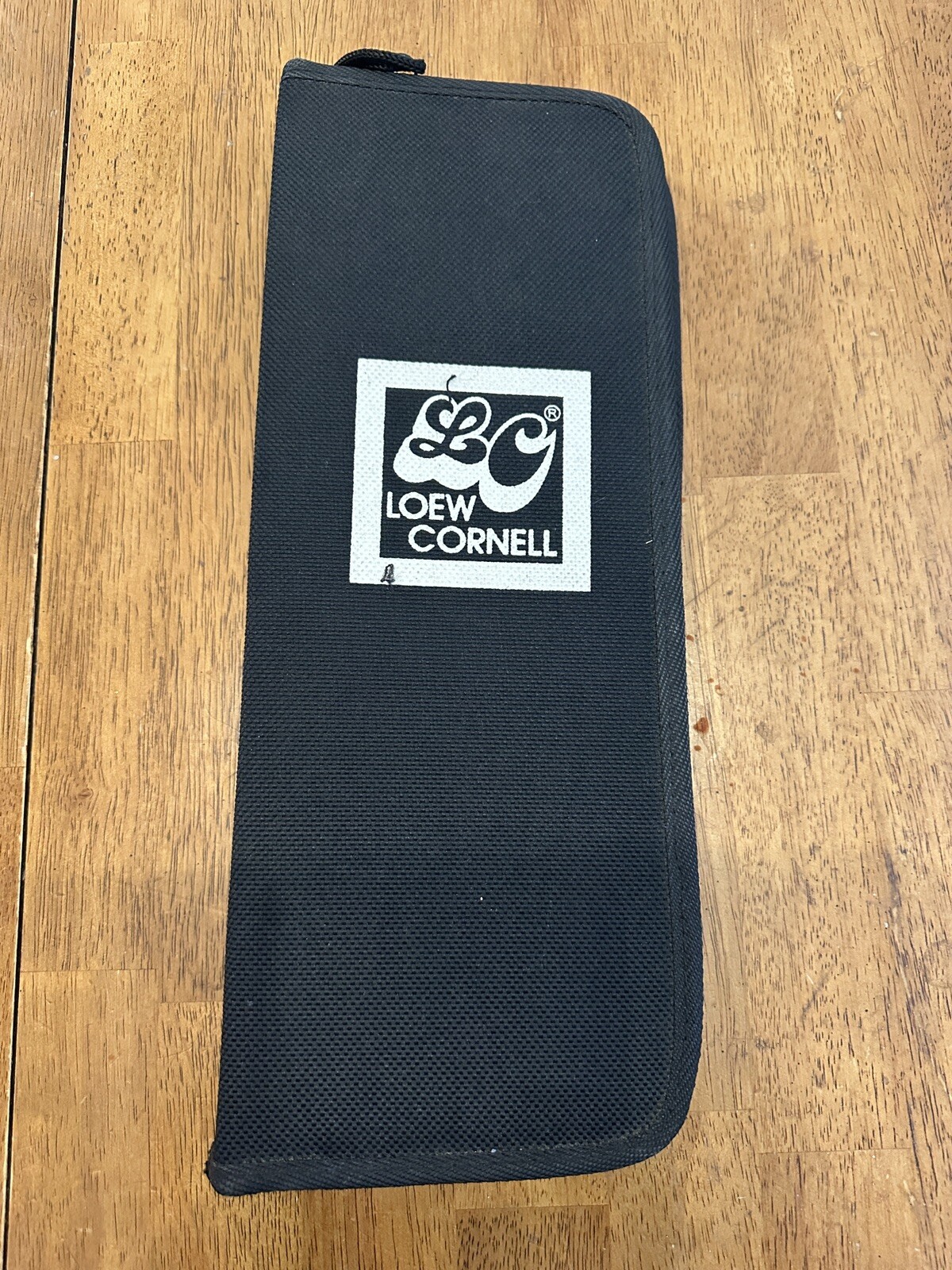 Loew Cornell Set Of 16 Paint Brushes 1815 Excellent Condition