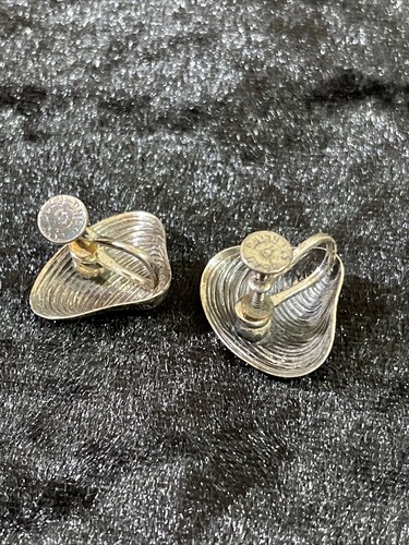 Shell Shaped Mexican Sterling Silver Screw Back Earrings - Unusual - Vintage! - Picture 2 of 8