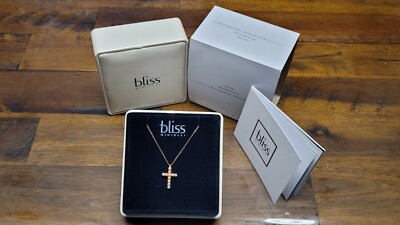 Bliss By Damiani 18k Solid   Gold and Natural White Diamond Necklace