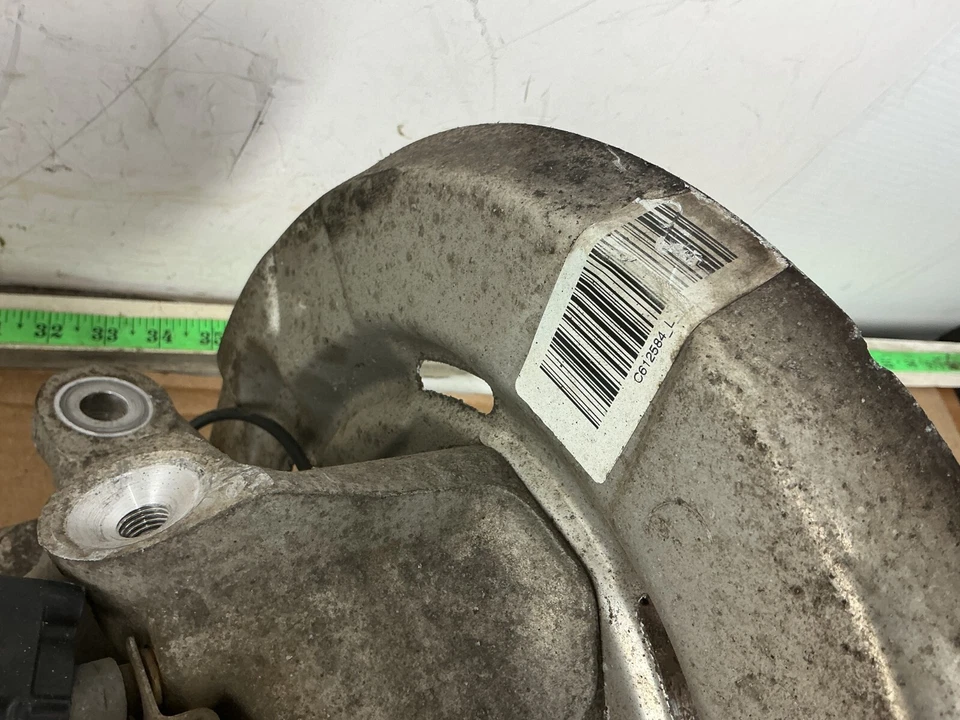 BMW 740i 740Li 2009-2018 eje de transmisión trasero izquierdo eje y eje buje de nudillo OEM Foto 4 de 4