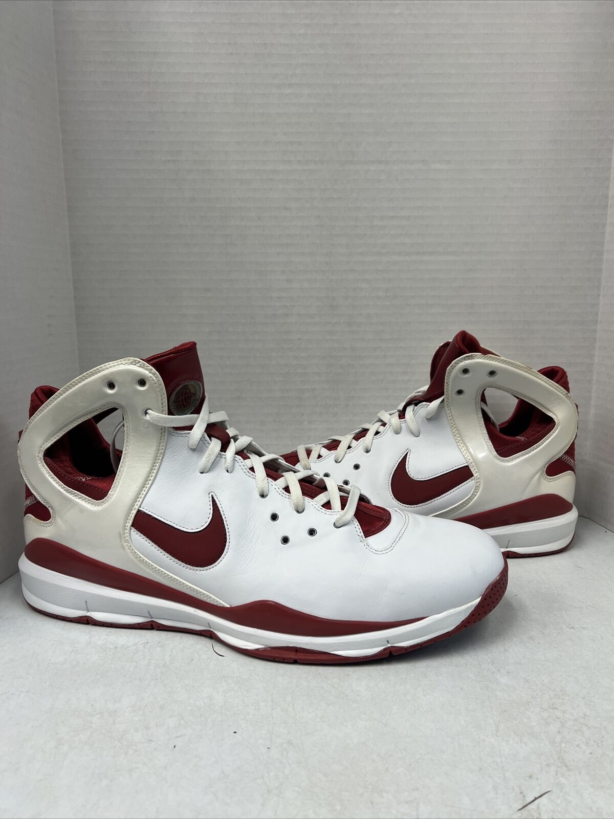 Pórtico Sinceridad Oficiales Nike Huarache '08 BBall Red White Sample 2008 Size 18 Brand New 318690-162  | eBay