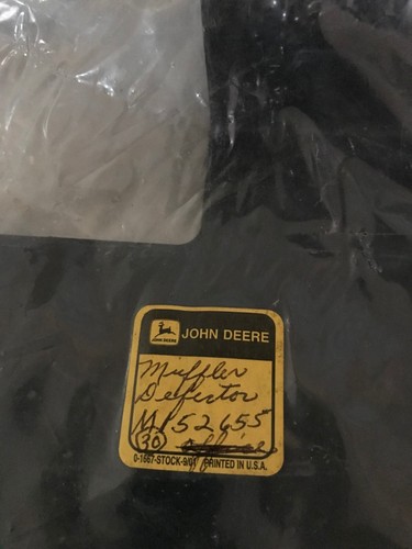 John Deere M152655 Cover Shield Plate - Picture 3 of 4