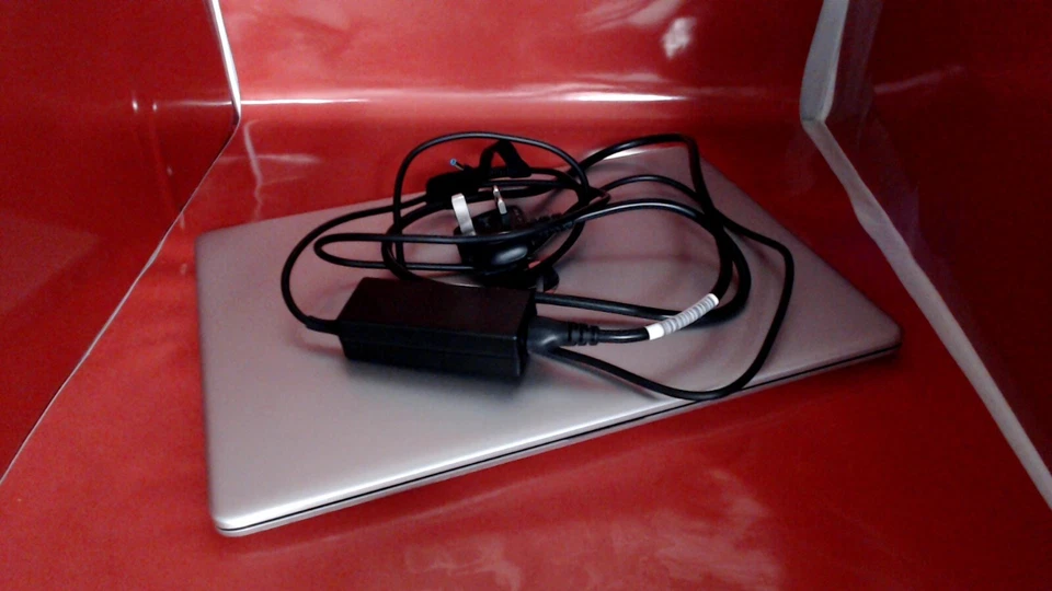 HP 15s-eq2517sa Laptop, Ryzen 3 3500U 2.60GHz, 4GB, 256GB SSD, Win 11 Home - Image 2 of 4