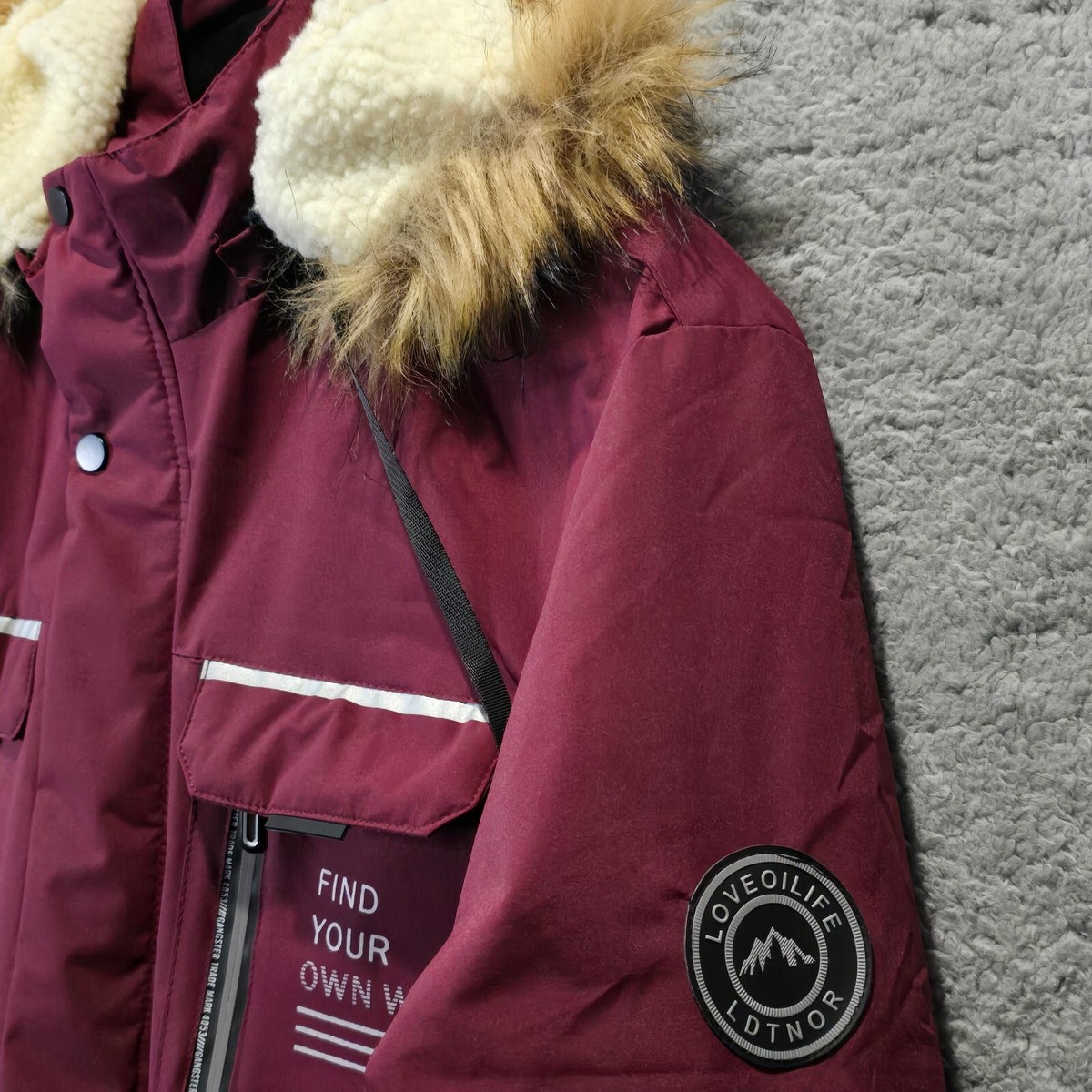 LEDUNTINO “Find Your Own Way” Red Faux Fur Hood Winter Coat LEDUNTINO “Find Your Own Way” Red Faux Fur Hood Winter Coat