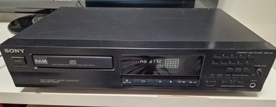 SONY CDP-215 Compact Disc CD Player High Density Linear Converter + Cinch Kabel 