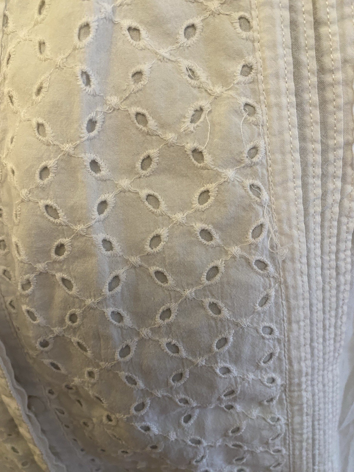 Basic Editions White Eyelet Blouse Embroidered 10… - image 3