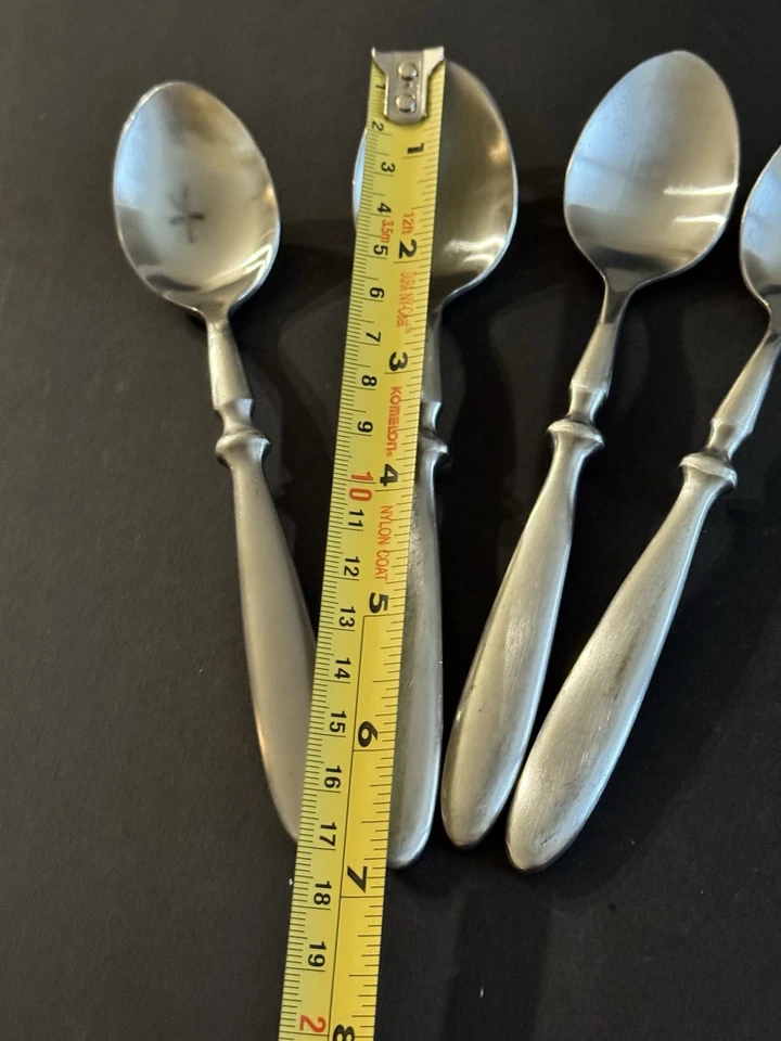 Hampton BISTRO Acero Inoxidable Satinado - Juego de 4 Cucharaditas 6 5/8" Foto 3 de 3