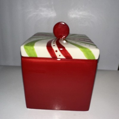 Christmas Style Cookie Jar/Candy Jar   122125