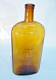 ANCHOR QUART WHISKEY FLASK NICE EXAMPLE BOTTLE