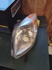 2006-2008 TOYOTA YARIS Passenger Right Headlight Hatchback 