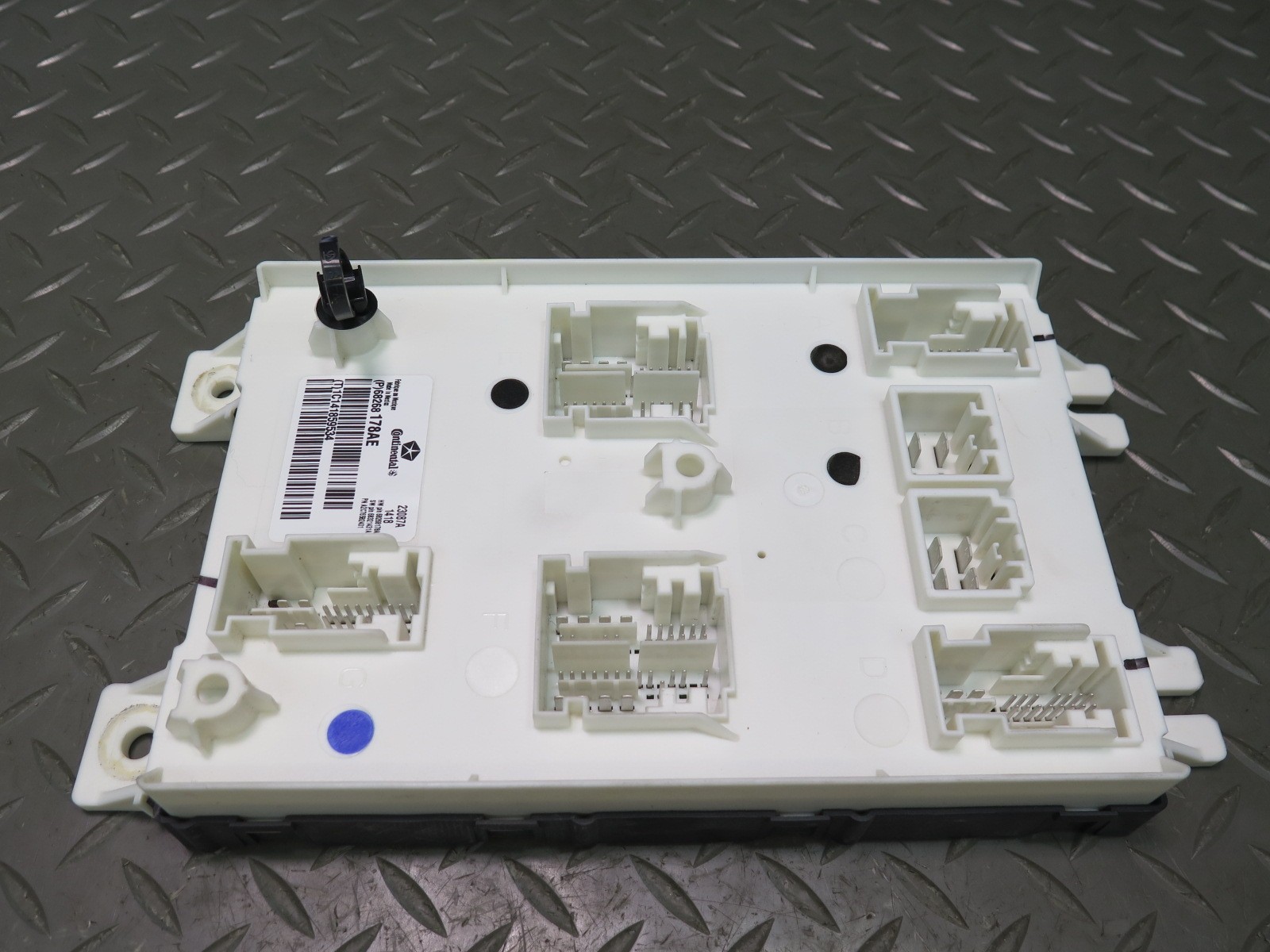 2018 JEEP WRANGLER JL BODY CONTROL MODULE UNIT BCM BCU 68268178AE OEM