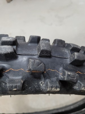 133. Dunlop Geomax MX33F Mx 33 80/100-21 Motocross MX Front Tire