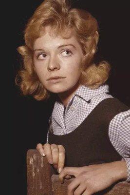 Susannah York am Set während der Produktion eines Films in England I 1960s 4x6 Photo