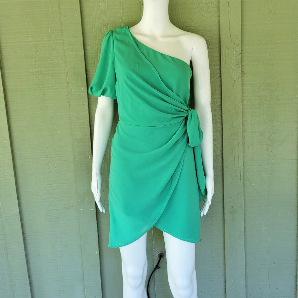 Vici green hotsell dress