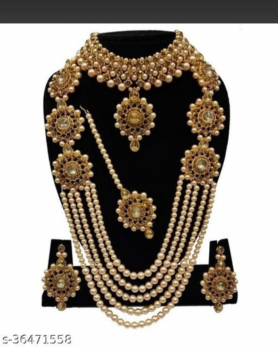 Indian Women Kundan Pearl Gold Fashion 