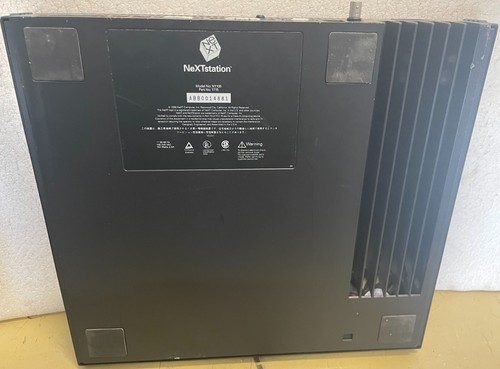 Vintage NeXT Computer NeXTstation N1100 w/Hard Drive, Part Number 1715 - Picture 6 of 10