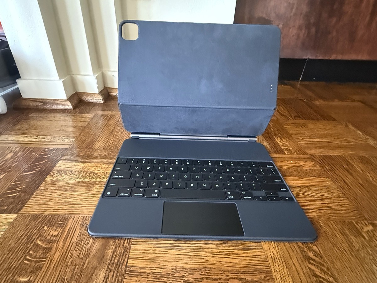 Apple Magic Keyboard for 12.9