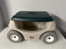 Step 2 Multi Purpose Rolling Garden Hopper Utility Seat Storage Cart Organizer