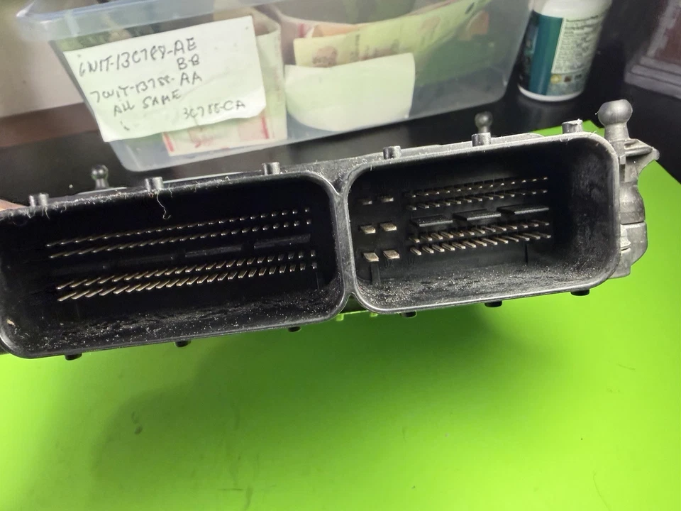 2006-2008 MERCEDES R350 ML350 ENGINE CONTROL MODULE ECU ECM A2721535579 - Bild 4 von 4