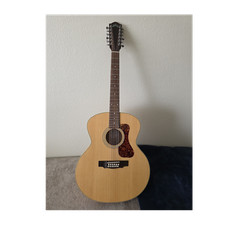 Guild 12-String Jumbo Acoustic Guitar, Spruce Body, Natural, Right-Handed