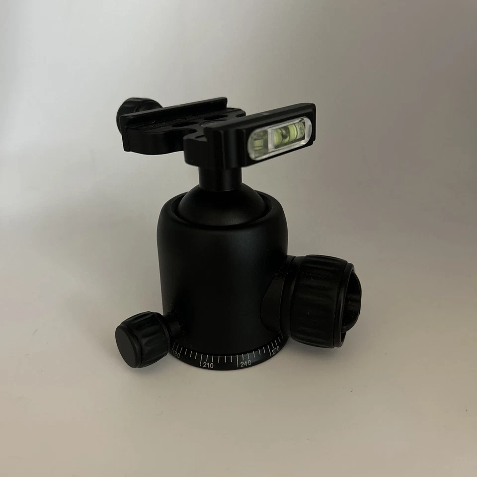 XC-MH30 Ball Head - Black - Lightweight and Durable for Professional Photogra... - Image 2 of 4