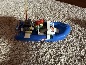 Lego City Town 60005 Fire Boat and Speed Boat 99 % Complete No Manual Retired