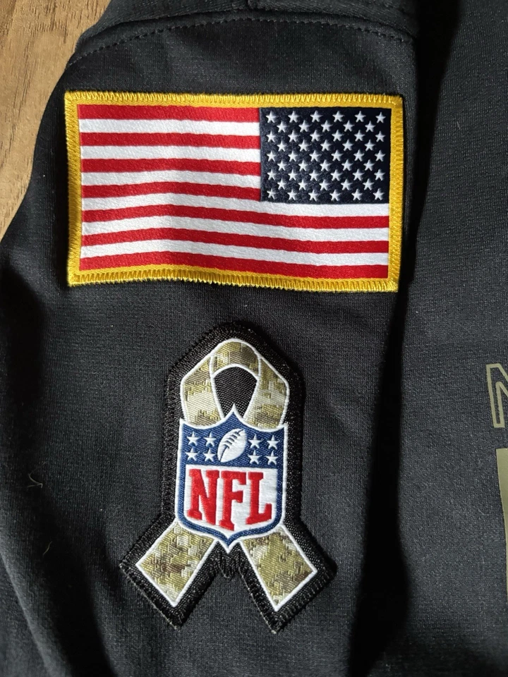 Moletom com capuz Nike New England Patriots saudação ao serviço - Imagem 3 de 4