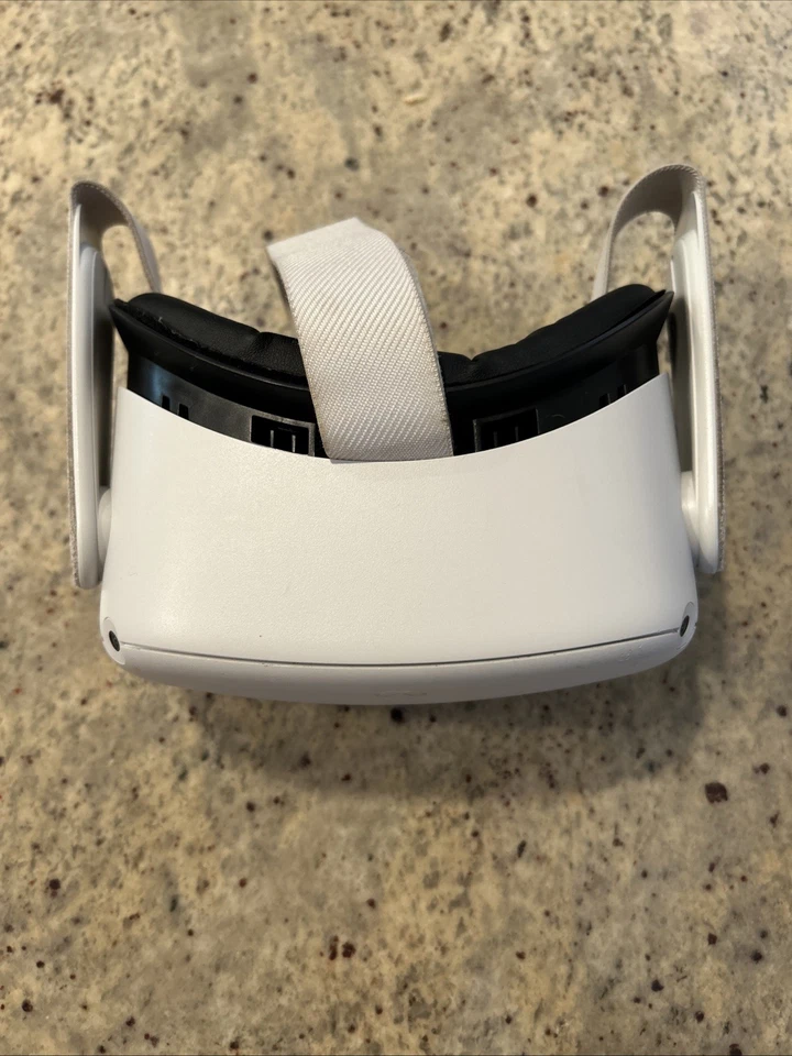 Oculus Quest 2 256GB White - Image 2 of 4