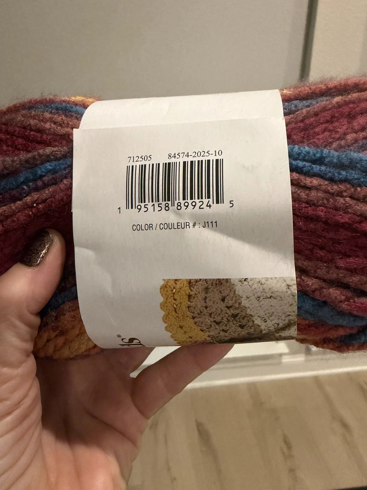 Loops & Threads Charisma Yarn Lot 5 Skeins Bulky #5 Variegated Acrylic NWT New - product detail image 4