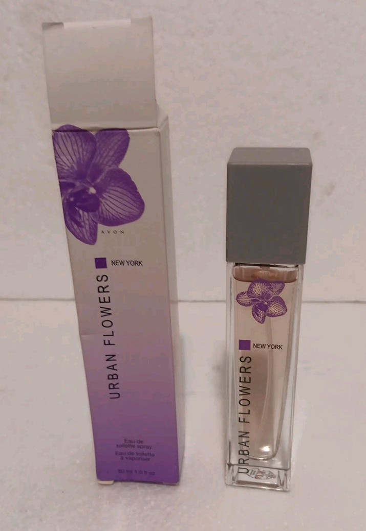 Avon Urban Flowers New York Eau De Toilette Perfume Spray 1 oz 30ml NIB New NOS