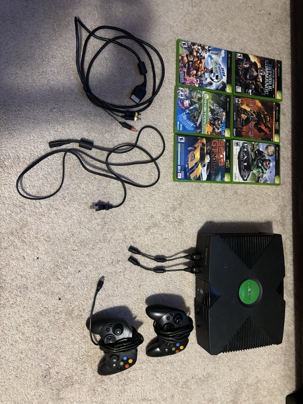 Microsoft Xbox Console Bundle 2 Controllers Cables Games Halo Star Wars
