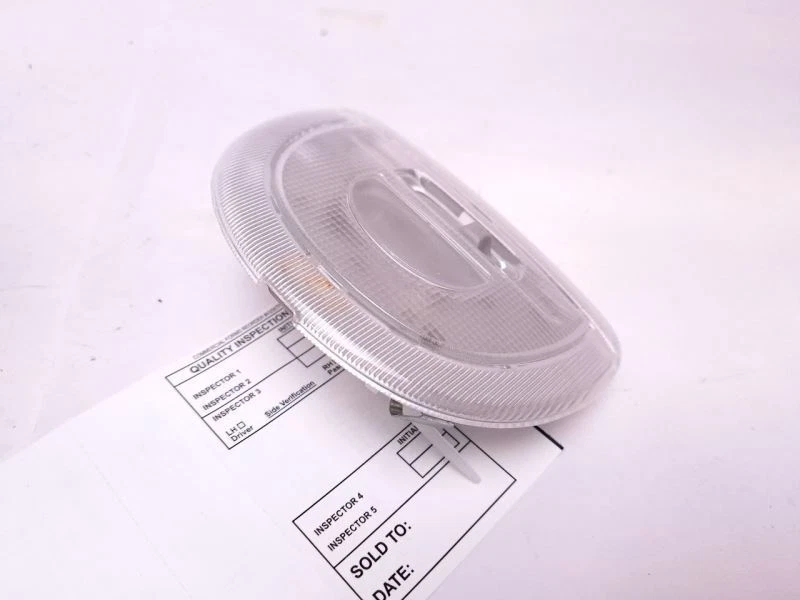 LUZ DOMO TECHO LATERAL MALETERO TRASERO para Ford Explorer 2006-2010 Foto 2 de 4