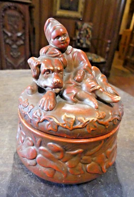 POT A TABAC céramique barbotine " L'ENFANT ET SON CHIEN " - Photo 1/4