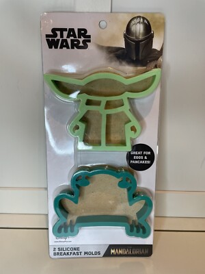 Disney The Mandalorian (Star Wars) 2 Silicone Breakfast Molds NEW