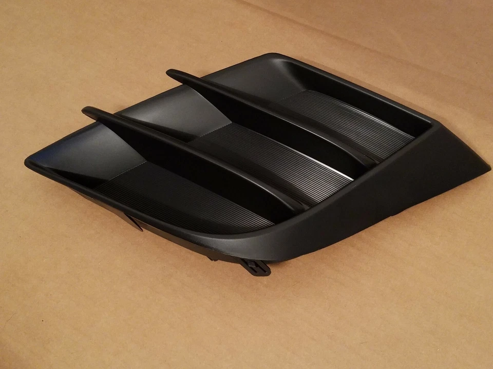 compatível com 2010-2011 MAZDA3 para-choque dianteiro grade inferior farol de neblina inserção bocal MOTORISTA - Imagem 2 de 4