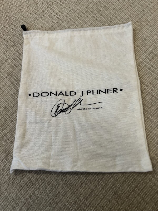 Donald J Pliner Dust Cover Bag 13.25”  x 11" - White