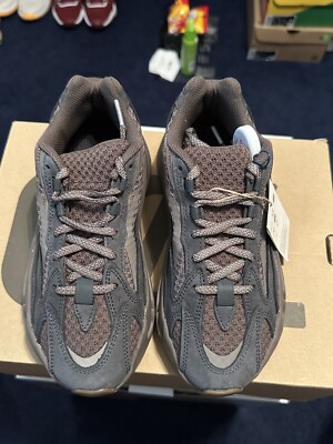 Size 4.5 - adidas Yeezy Boost 700 V2 Mauve Brown GZ0724 100 Size 4.5 - adidas Yeezy Boost 700 V2 Mauve Brown GZ0724 100