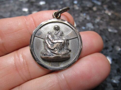 Vintage Sterling Silver Pieta Medal Vatican Pavilion NY World's Fair Catamore - Picture 1 of 5