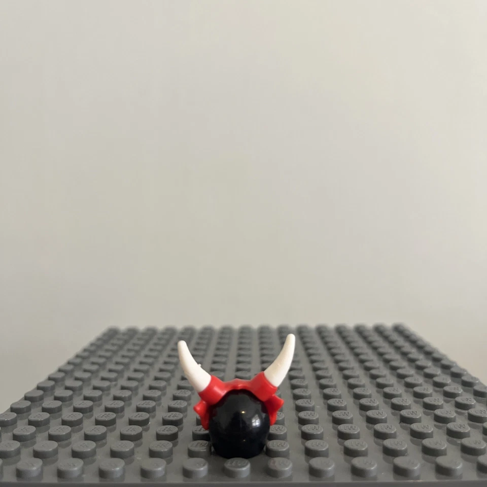 LEGO 2018 Ninjago Visor Oni Mask of Vengeance 35636pb03 - 1F - Image 2 of 2